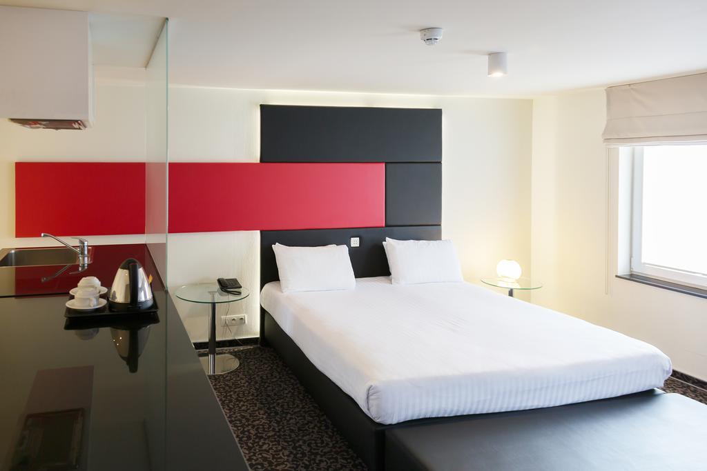 Hotel Tristar La Louviere Exterior photo